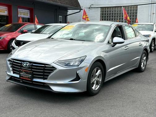 2022 Hyundai SONATA SE