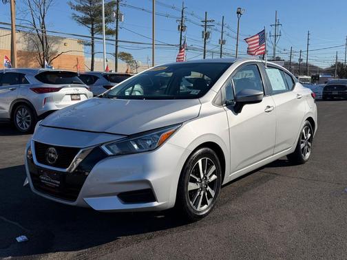 2021 Nissan Versa 1.6 SV