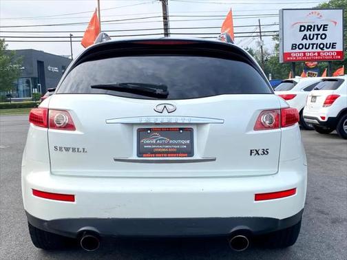 2006 INFINITI FX35 Base