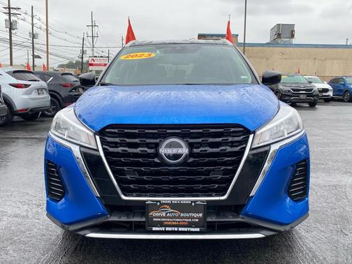 2023 Nissan Kicks SV