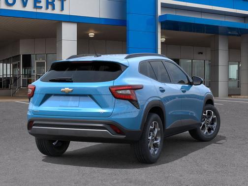 Marina Blue Metallic 2026 Chevrolet Trax LT