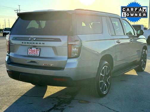 2024 Chevrolet Suburban RST