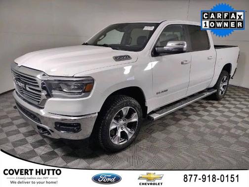 Bright White Clearcoat 2023 RAM 1500 Laramie