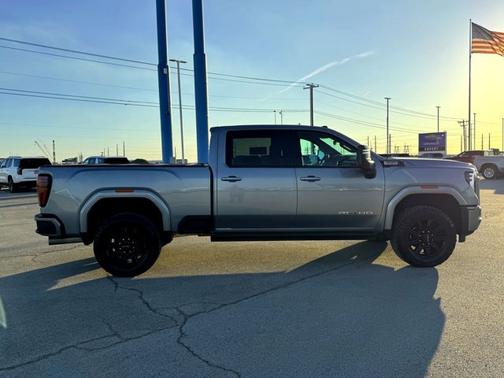 2024 GMC Sierra 2500 AT4