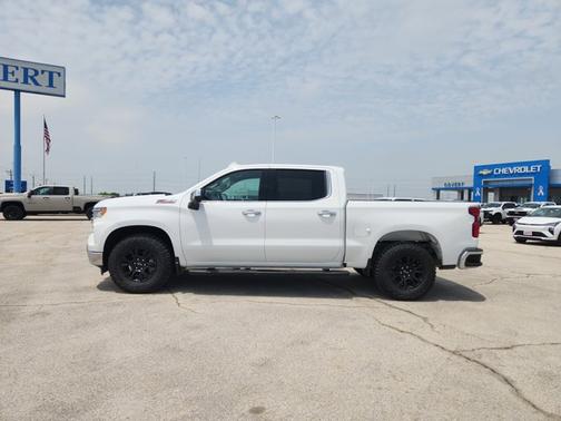 Summit White 2022 Chevrolet Silverado 1500 LTZ