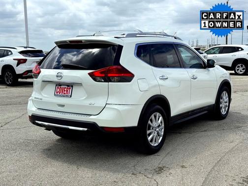 Glacier White 2017 Nissan Rogue SV