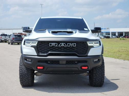 Bright White Clearcoat 2025 RAM 1500 RHO