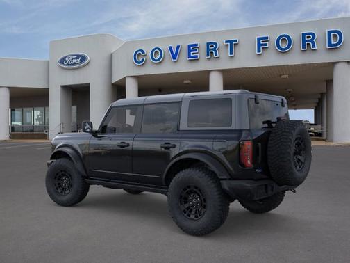 Shadow Black 2026 Ford Bronco Badlands