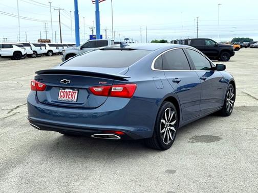 Lakeshore Blue Metallic 2024 Chevrolet Malibu RS