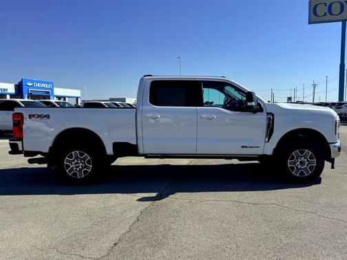 2024 Ford F-350 LARIAT