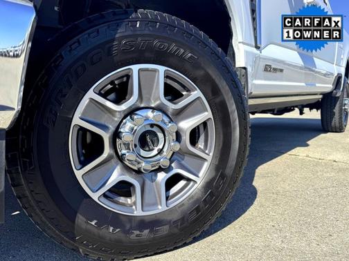 2024 Ford F-350 LARIAT