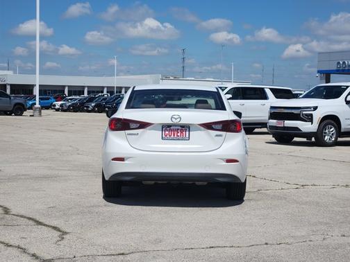 White 2015 Mazda Mazda3 i Sport