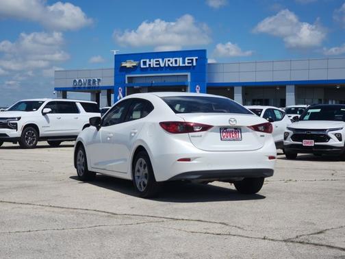 White 2015 Mazda Mazda3 i Sport