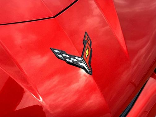 Red Mist Metallic Tintcoat 2025 Chevrolet Corvette 2LZ