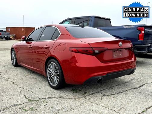 2018 Alfa Romeo Giulia Ti Lusso