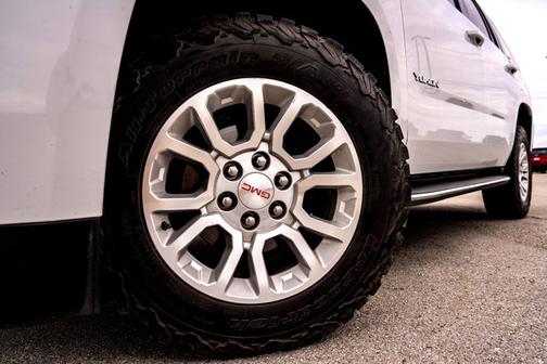 2020 GMC Yukon SLT