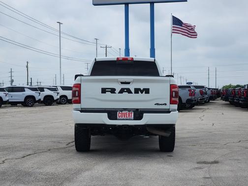 Bright White Clearcoat 2023 RAM 2500 Laramie