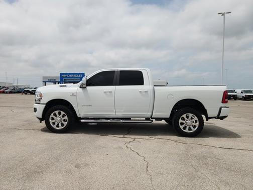 Bright White Clearcoat 2023 RAM 2500 Laramie