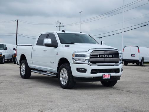 Bright White Clearcoat 2023 RAM 2500 Laramie