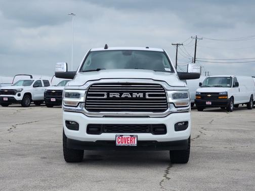 Bright White Clearcoat 2023 RAM 2500 Laramie