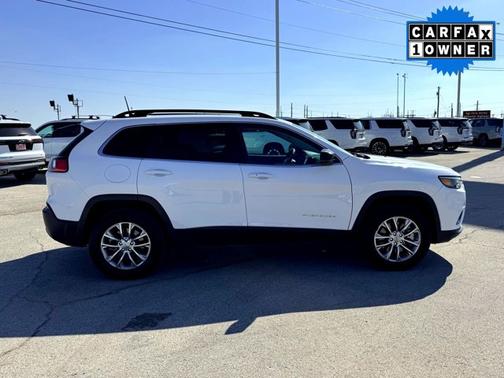 2022 Jeep Cherokee Latitude Lux