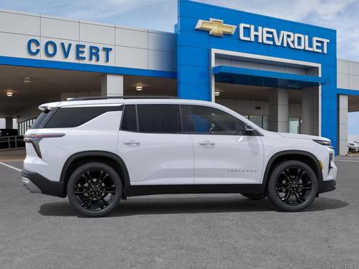 Summit White 2026 Chevrolet Traverse FWD LT