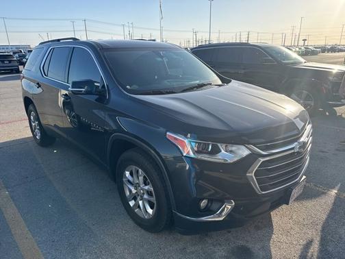 2020 Chevrolet Traverse LT Cloth