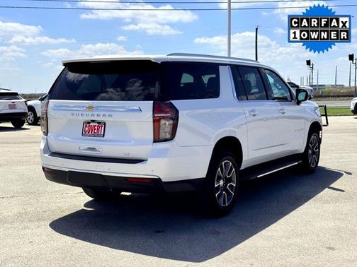 Iridescent Pearl Tricoat 2021 Chevrolet Suburban LT