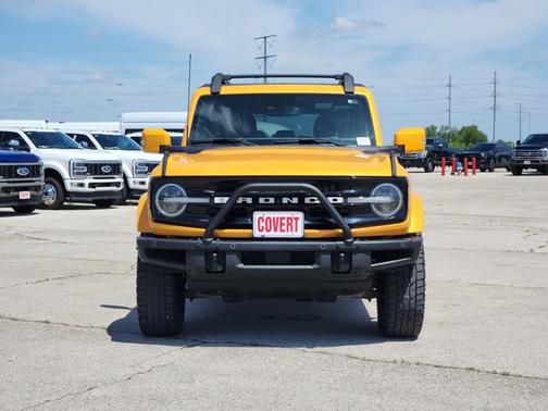 Yellow 2022 Ford Bronco Outer Banks