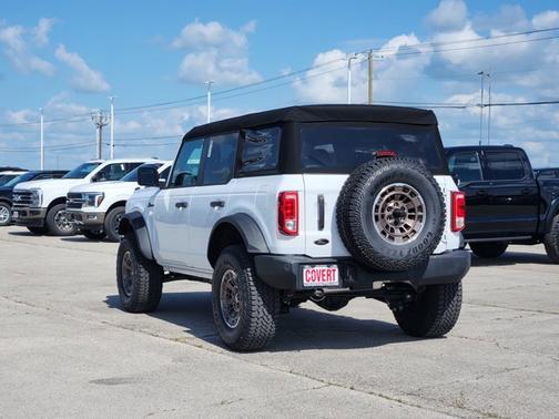 Oxford White 2026 Ford Bronco Big Bend