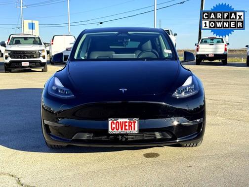 2025 Tesla Model Y Performance