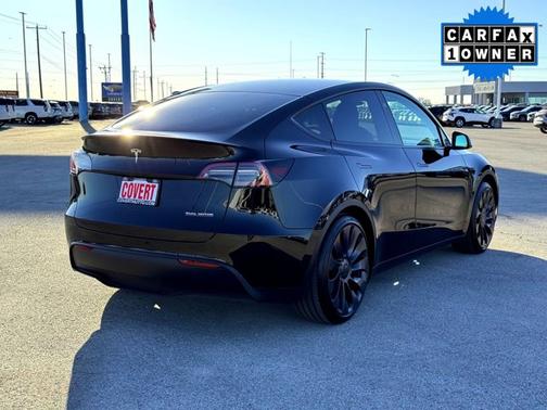 2025 Tesla Model Y Performance