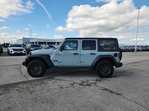 Earl Clearcoat 2024 Jeep Wrangler Sport S