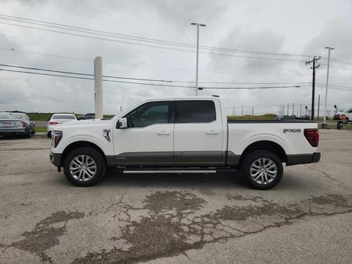 Star White Metallic Tri-Coat 2026 Ford F-150 King Ranch