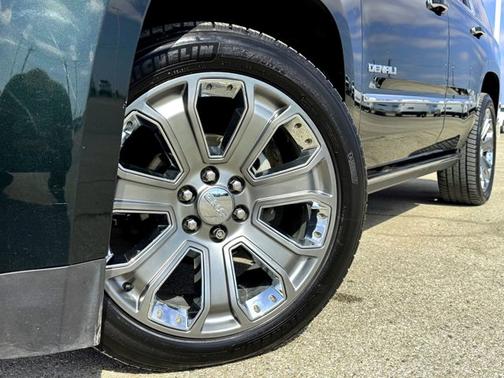 2016 GMC Yukon Denali