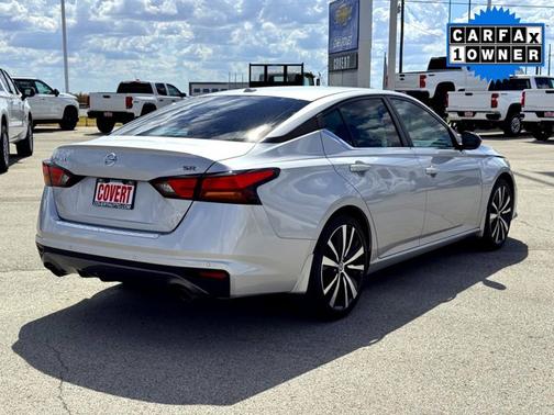 2021 Nissan Altima 2.5 SR