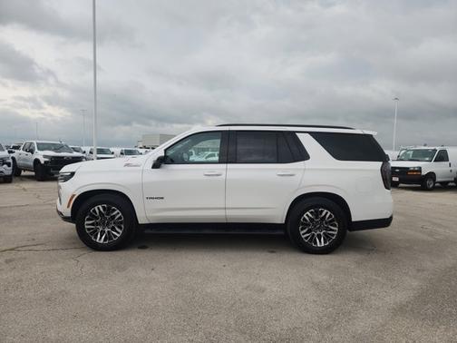Iridescent Pearl Tricoat 2025 Chevrolet Tahoe Z71