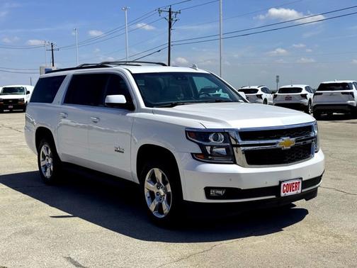 Iridescent Pearl Tricoat 2019 Chevrolet Suburban LT