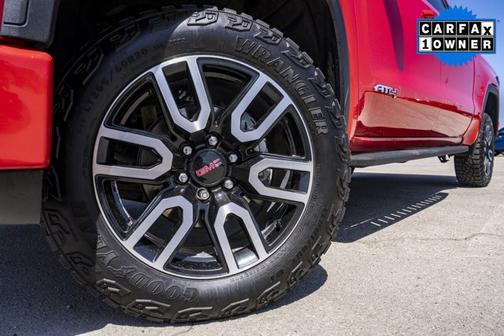 2022 GMC Sierra 1500 Limited AT4