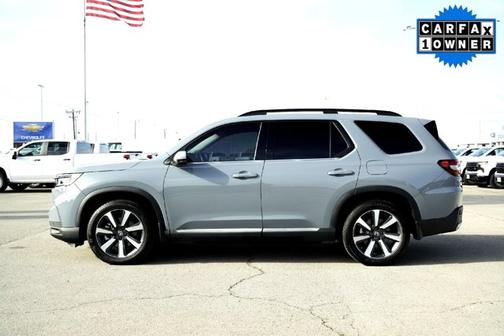 2024 Honda Pilot Touring