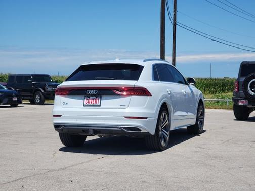 2019 Audi Q8 Premium Plus