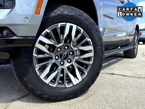 Sterling Gray Metallic 2025 Chevrolet Suburban Z71