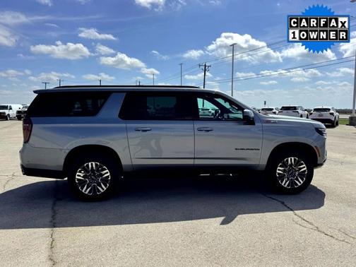 Sterling Gray Metallic 2025 Chevrolet Suburban Z71