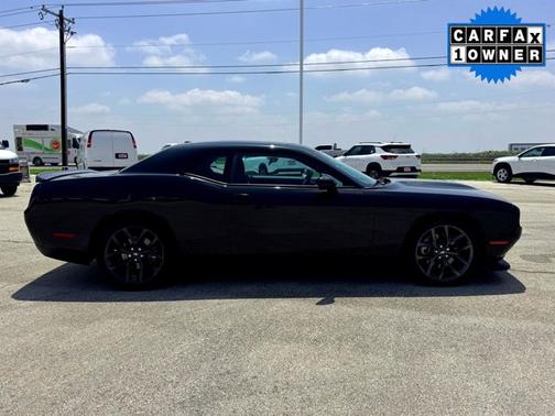 Pitch Black Clearcoat 2023 Dodge Challenger GT