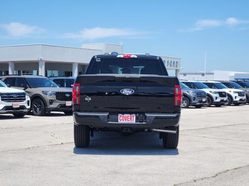Agate Black Metallic 2026 Ford F-150 XLT