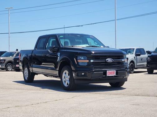 Agate Black Metallic 2026 Ford F-150 XLT