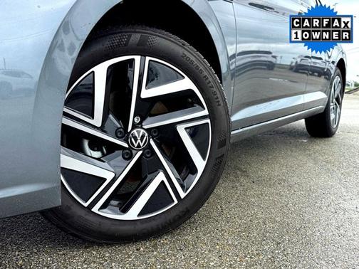 Gray 2024 Volkswagen Jetta SEL