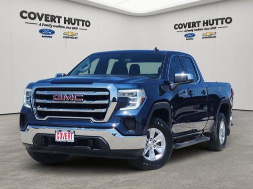Pacific Blue Metallic 2022 GMC Sierra 1500 SLE