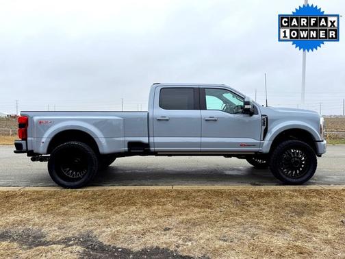 2026 Ford F-450 Platinum