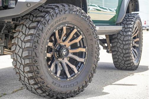 2022 Ford Bronco Base